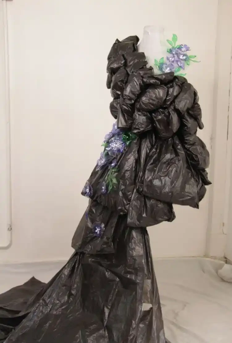 A Dress for the Earth
